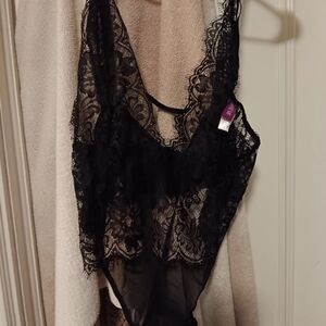 Adore Me Black Lace Anouchka Chemise with Scalloped Edges New Without Tags